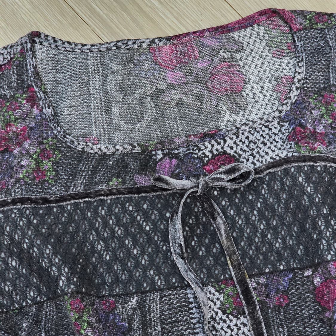 보헤미안 그레이 니트 모리걸st 플라워 패치워크 슬리브블라우스 상품이미지2