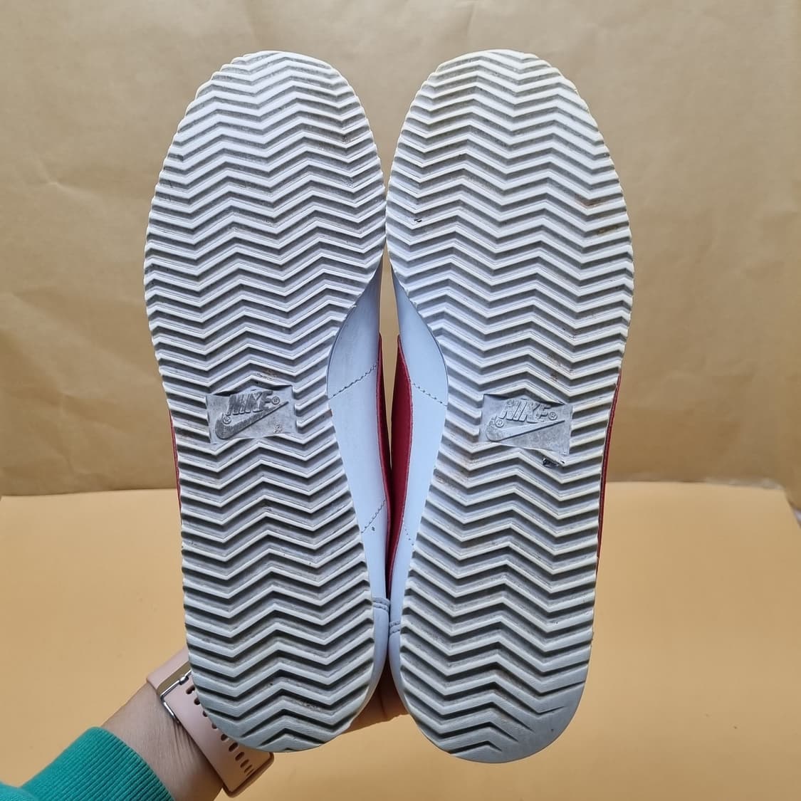 나이키 코르테즈 흰빨 운동화240. 상품이미지2