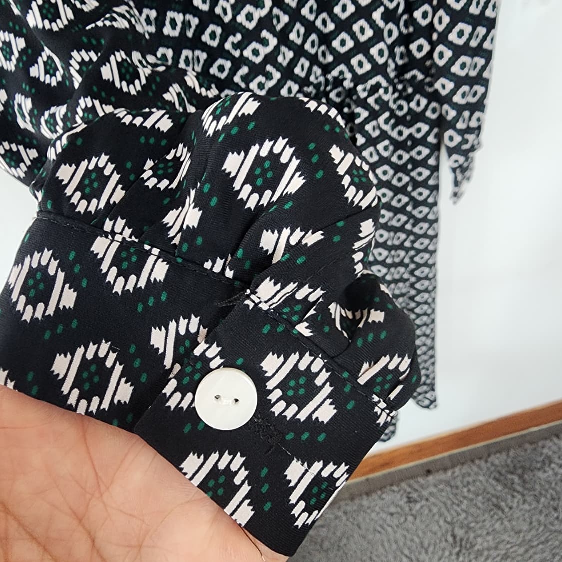 세라 카라 블랙 패턴 롱 원피스 상품이미지3