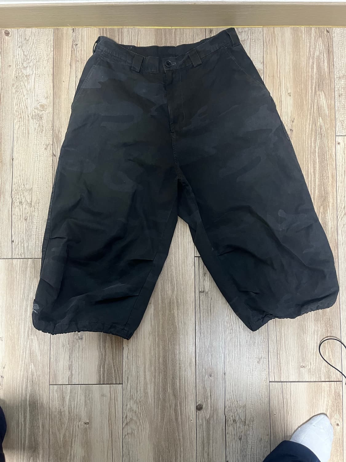 해칭룸 디키즈 스노우 쇼츠 카모 3사이즈(M) 상품이미지2