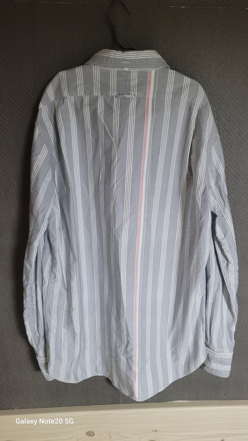 톰브라운 셔츠 상품이미지2