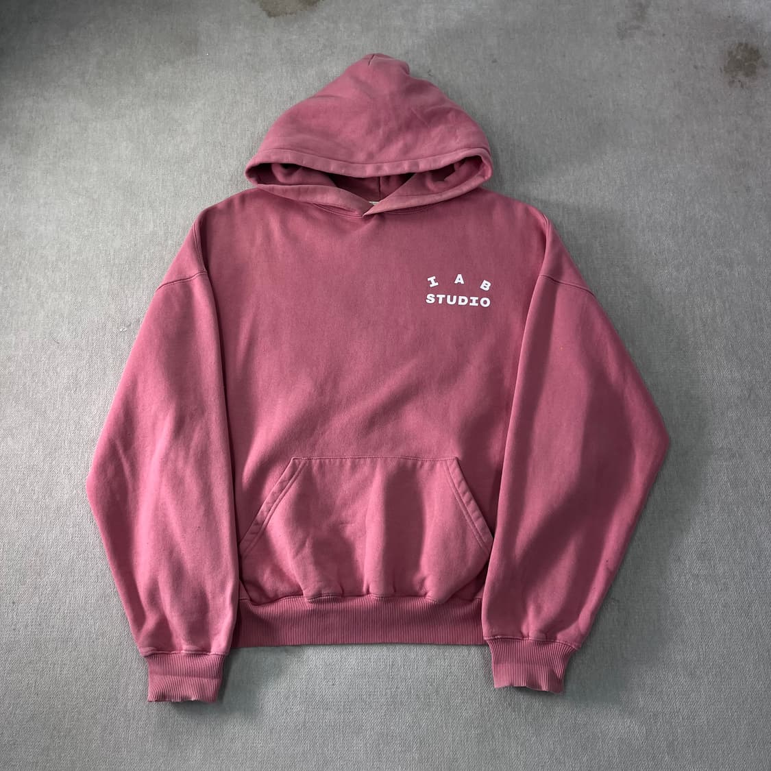 105 아이앱 스튜디오 핑크 후드티  상품이미지2