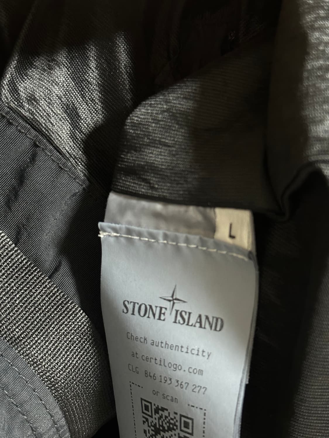 스톤아일랜드 25ss 크링클랩스 후드 바람막이 자켓 블랙 상품이미지4