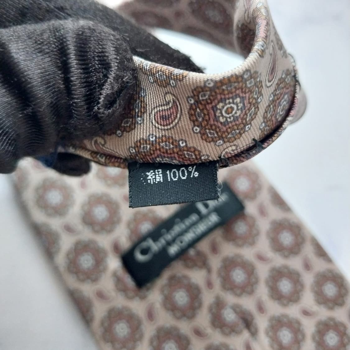 디올 실크 브라운 페이즐리 패턴 넥타이 9.1cm A+등급 K1796
 상품이미지10