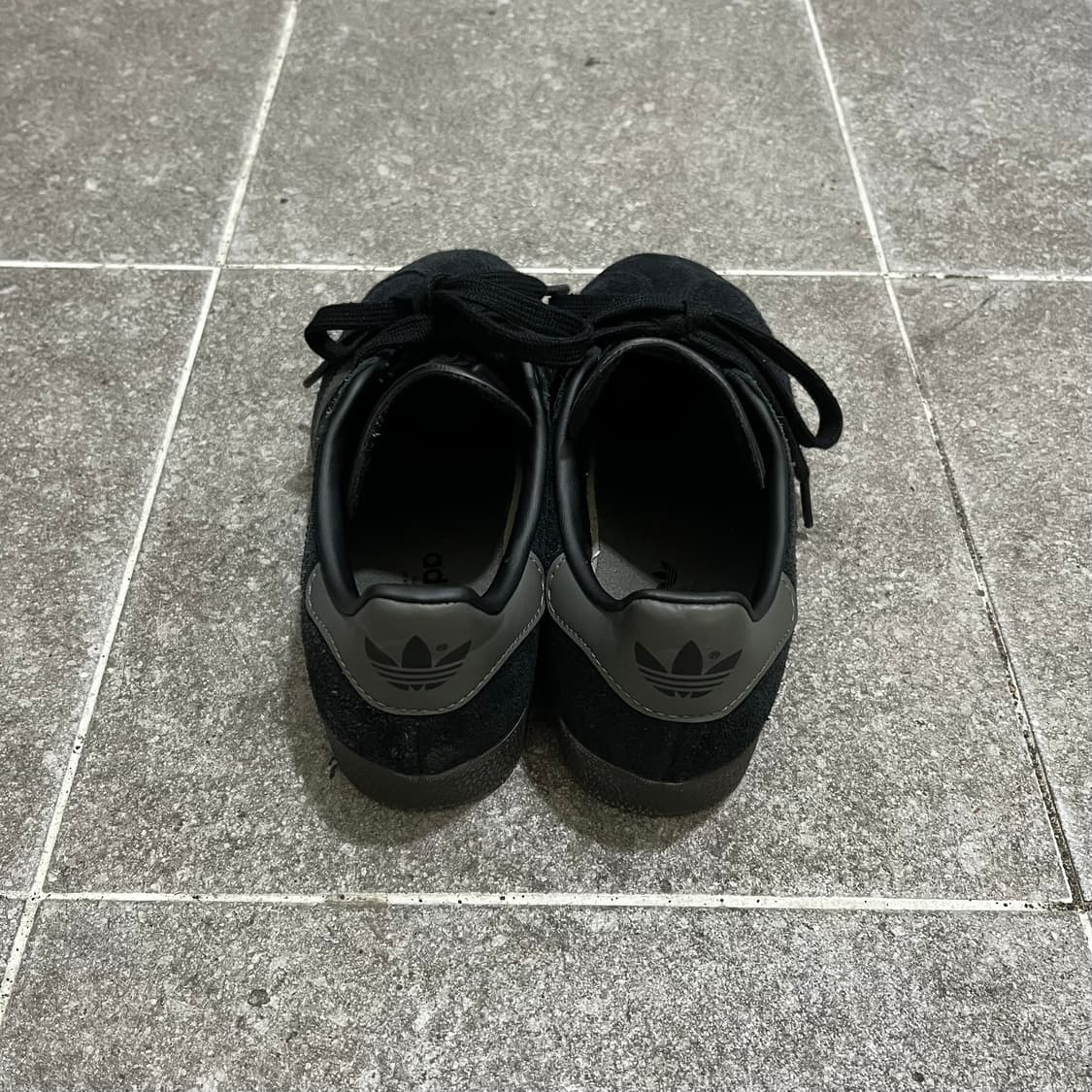 gazelle core black gold metallic gum 상품이미지5