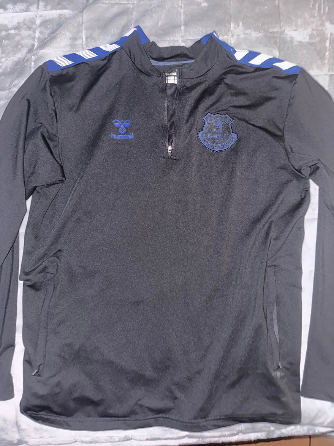 에버튼 트레이닝 하프집업 팝니다 상품이미지1