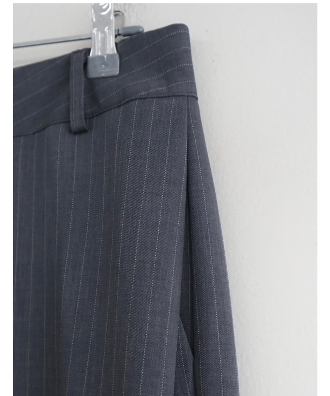 오브나인- 몬테 스트라이프 slacks(차콜 색상) 상품이미지3