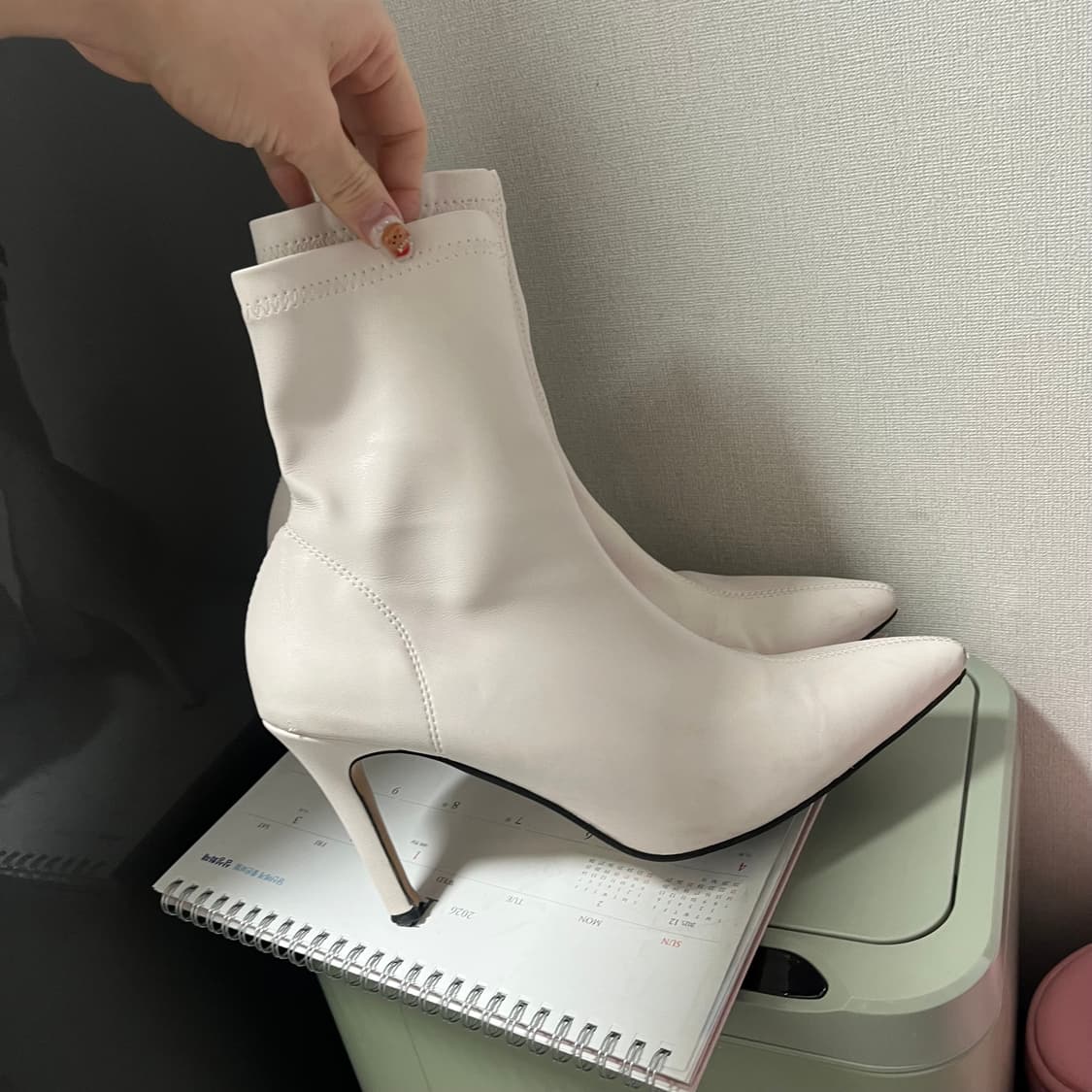 앵클부츠 화이트 230 상품이미지1