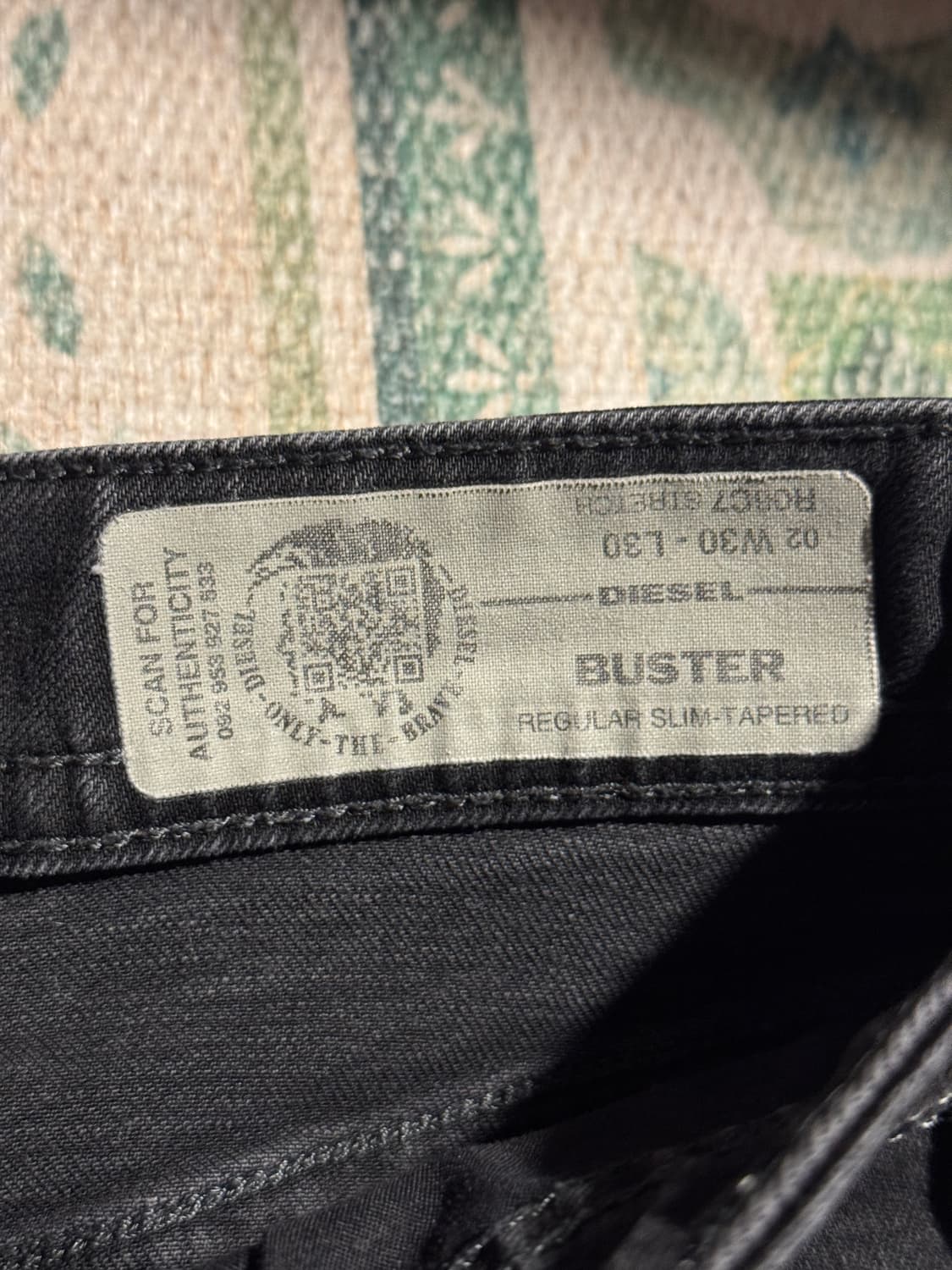 디젤 인더스트리 슬림핏 흑청 데님 상품이미지5