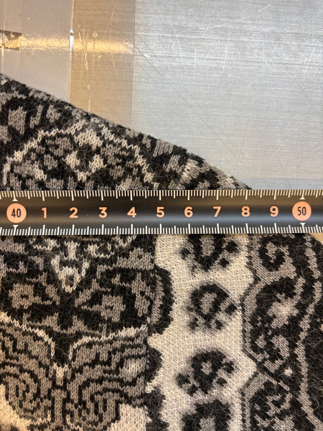 디올 자카드 패턴 니트 상품이미지7