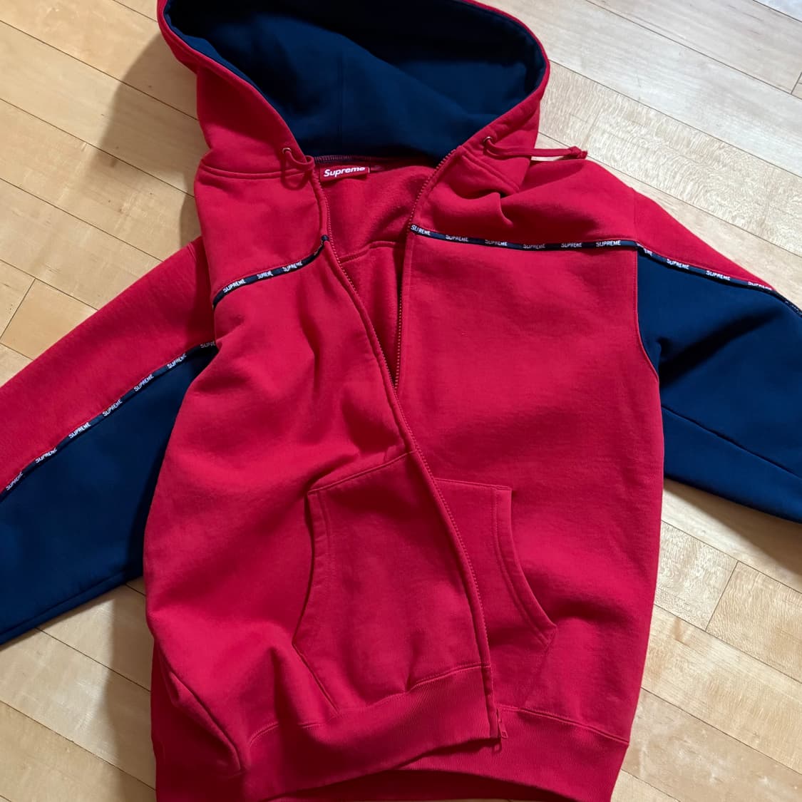 슈프림 파이핑 집업 후드 레드 25FW L(라지) 상품이미지4