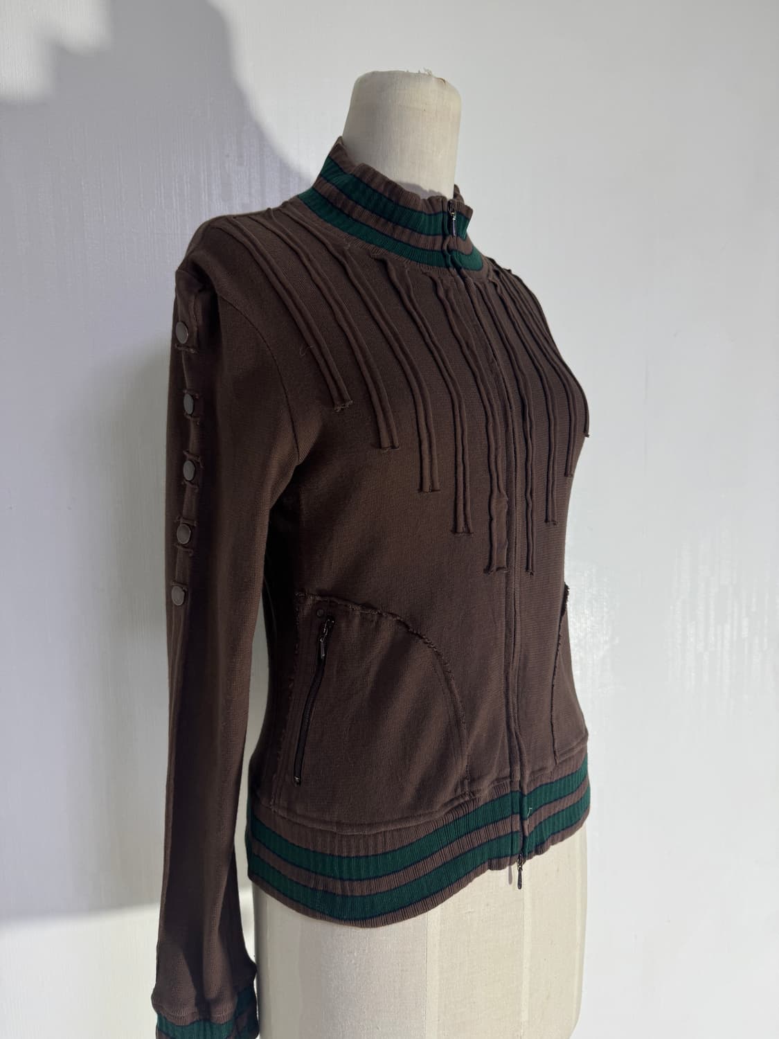 Koji tachiyama 컷오프 테이프 디테일 집업 자켓 y2k 상품이미지2