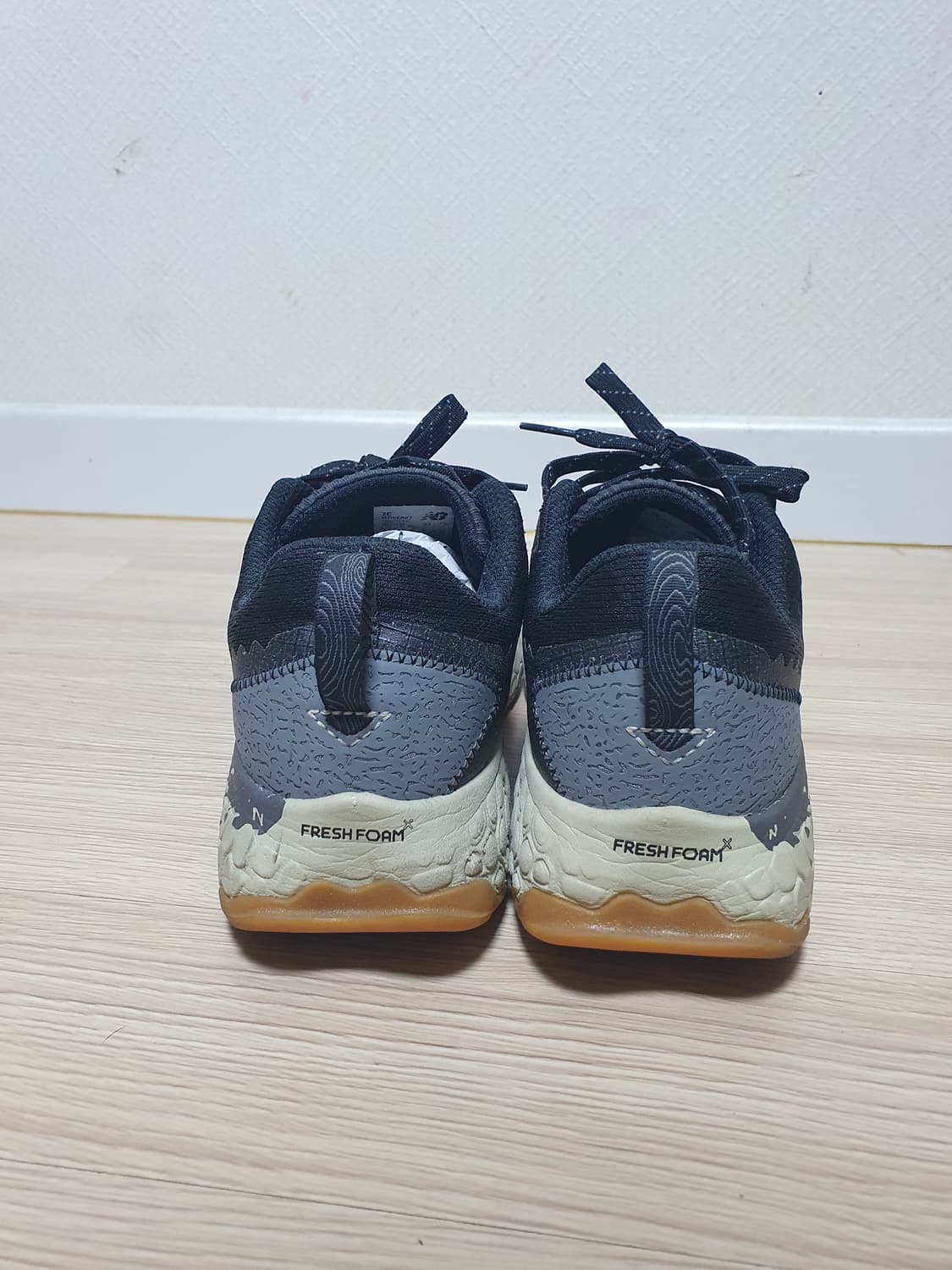 뉴발란스 이에로 트레킹화 265 상품이미지5