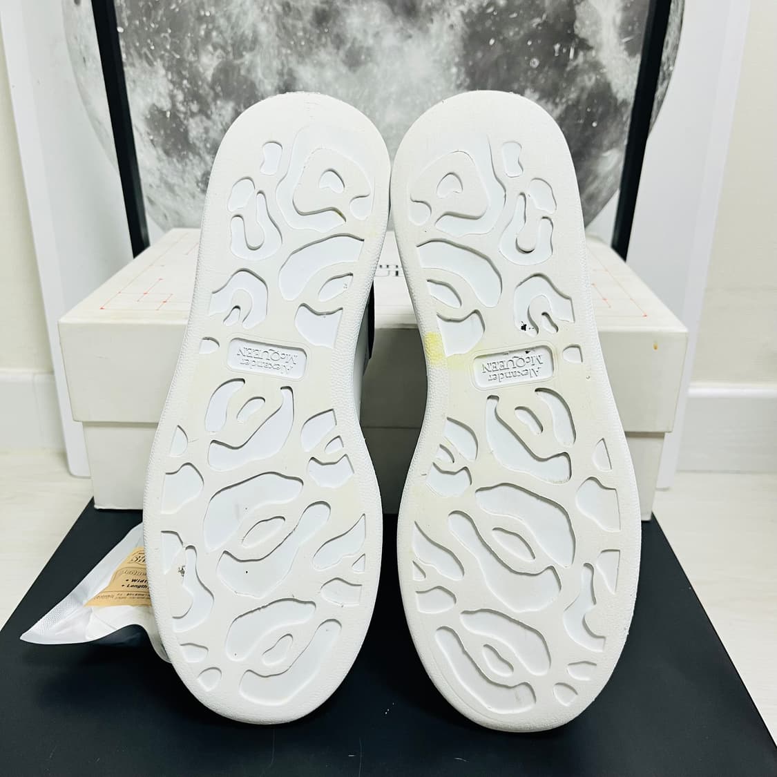 정품 39) 알렉산더 맥퀸 블랙 오버솔 스니커즈 250~255 상품이미지6