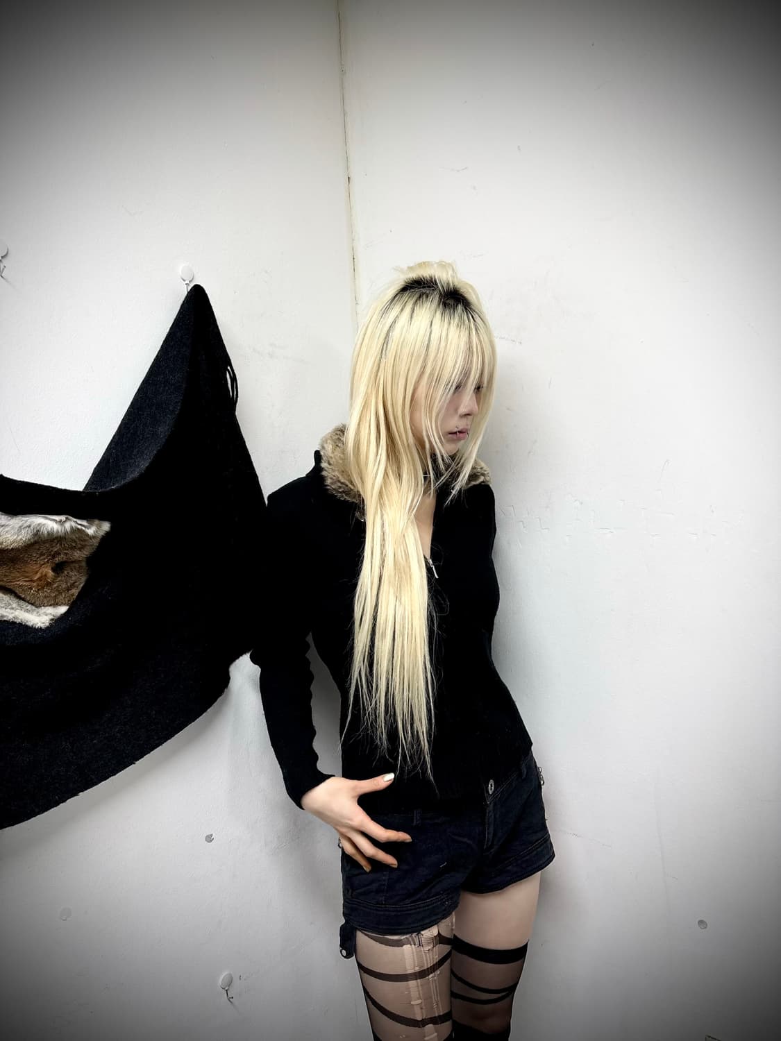 “Vintage” Minimal Mood Black Knit 상품이미지2