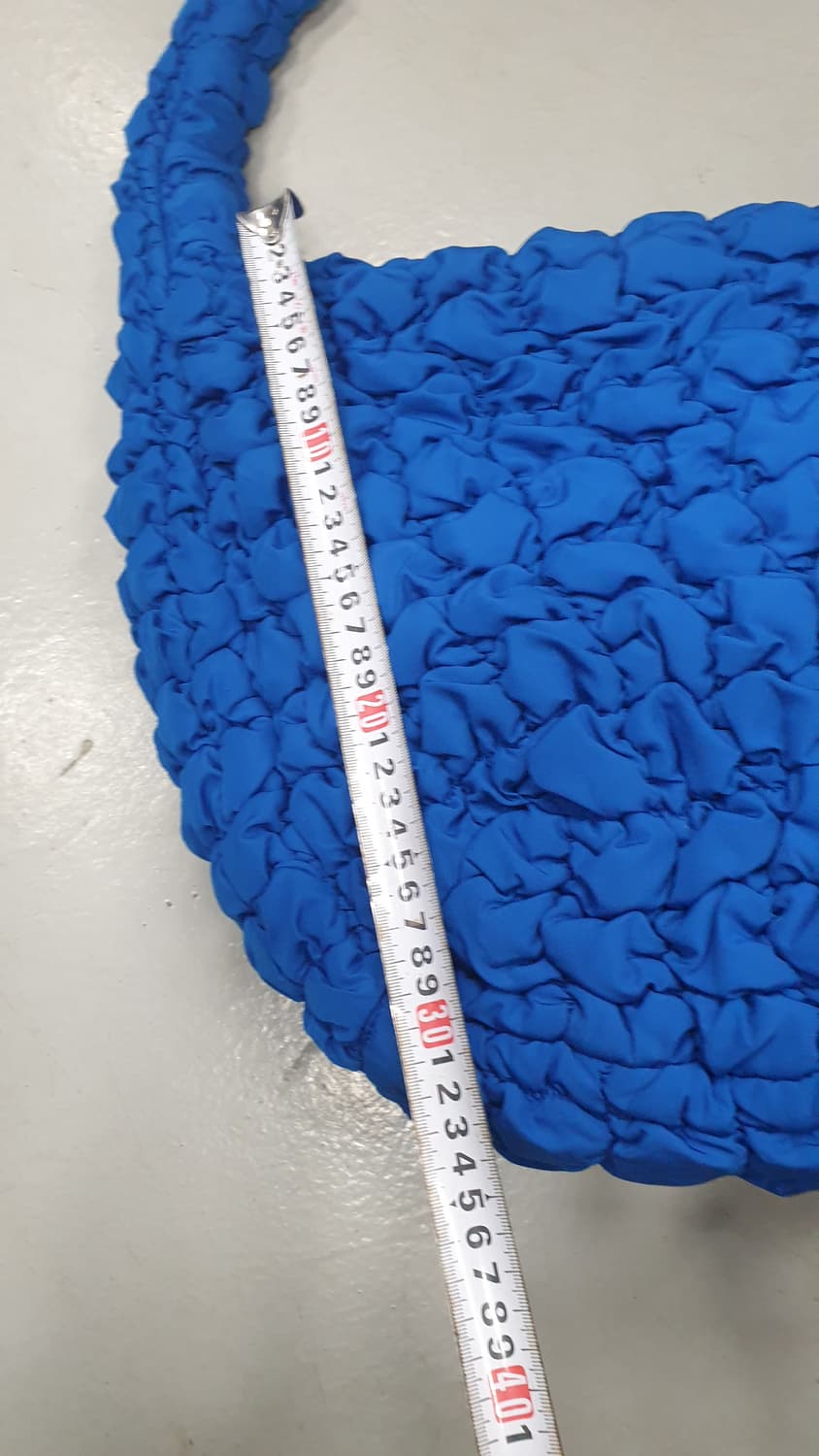 COS 코스 퀼티드 오버사이즈 구름백 블루 상품이미지6