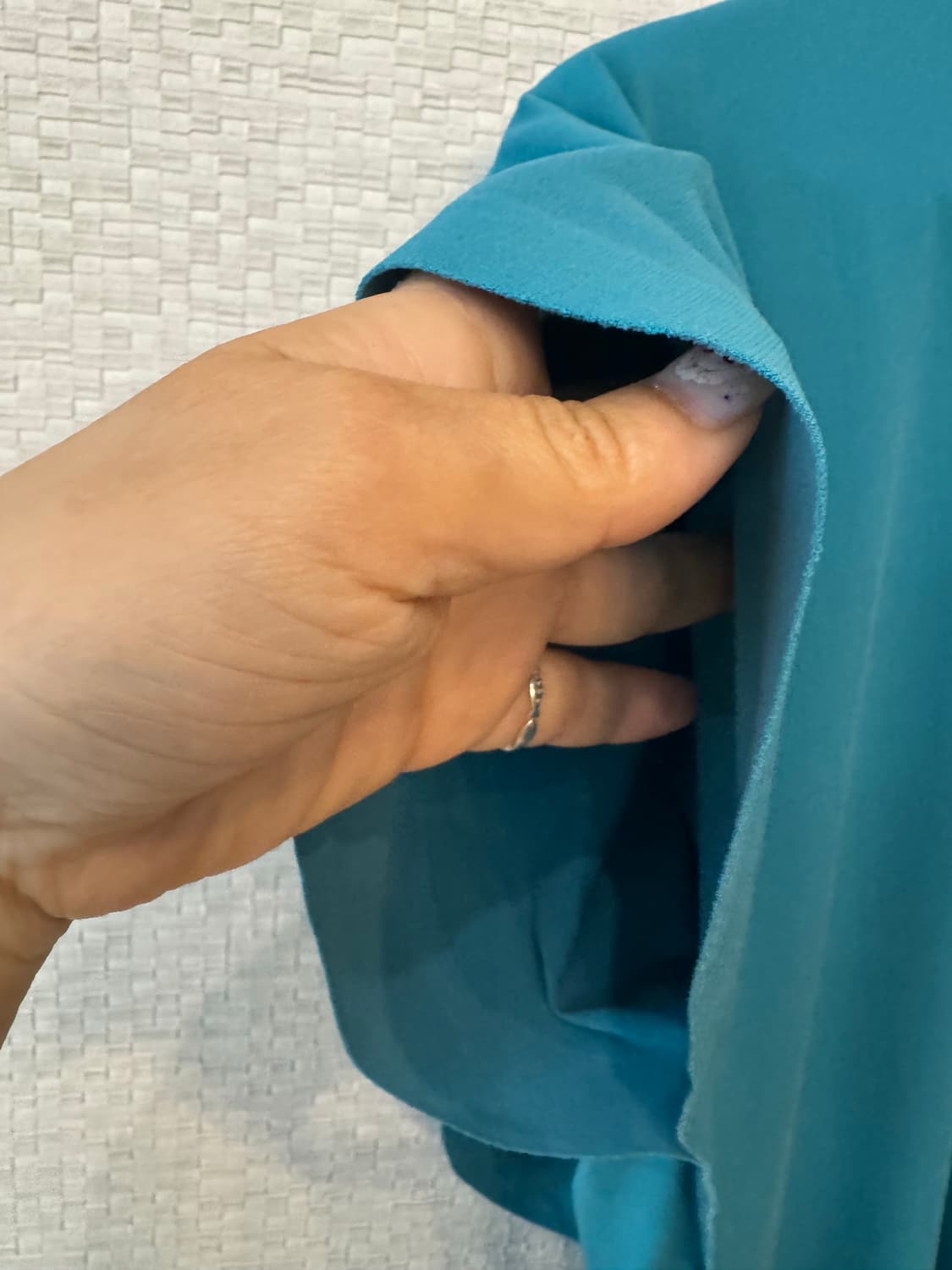 플리츠플리즈 에이폭 로어 반팔탑 블루 상품이미지5