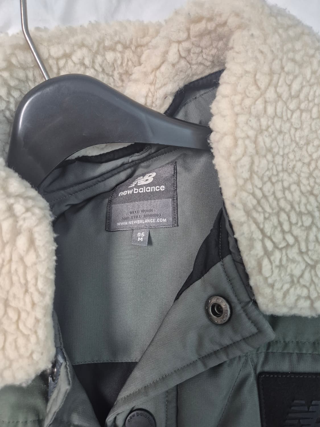 뉴발란스 퀼팅 자켓 M 카키 상품이미지2
