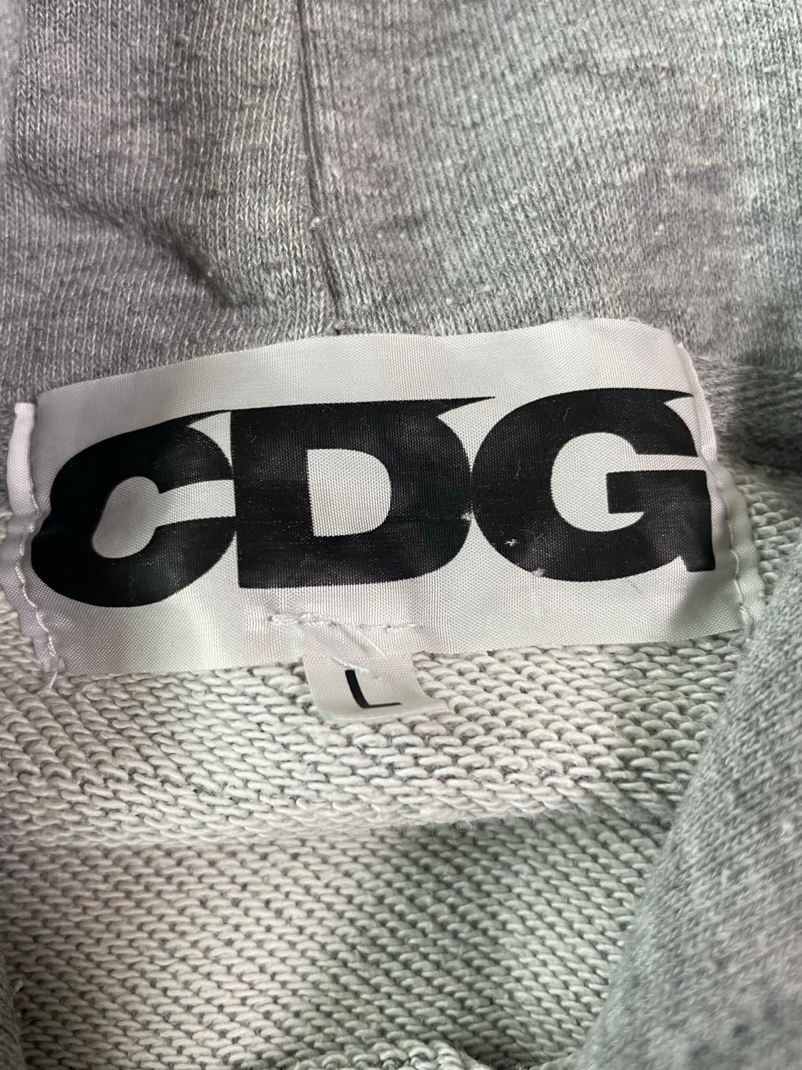 cdg 꼼데가르송 그레이 후드티 상품이미지3