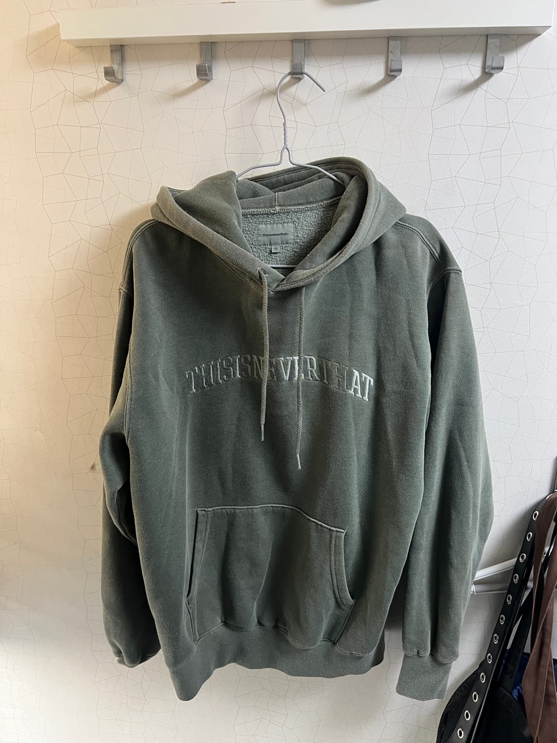 디스이즈네버댓 후드티 상품이미지2