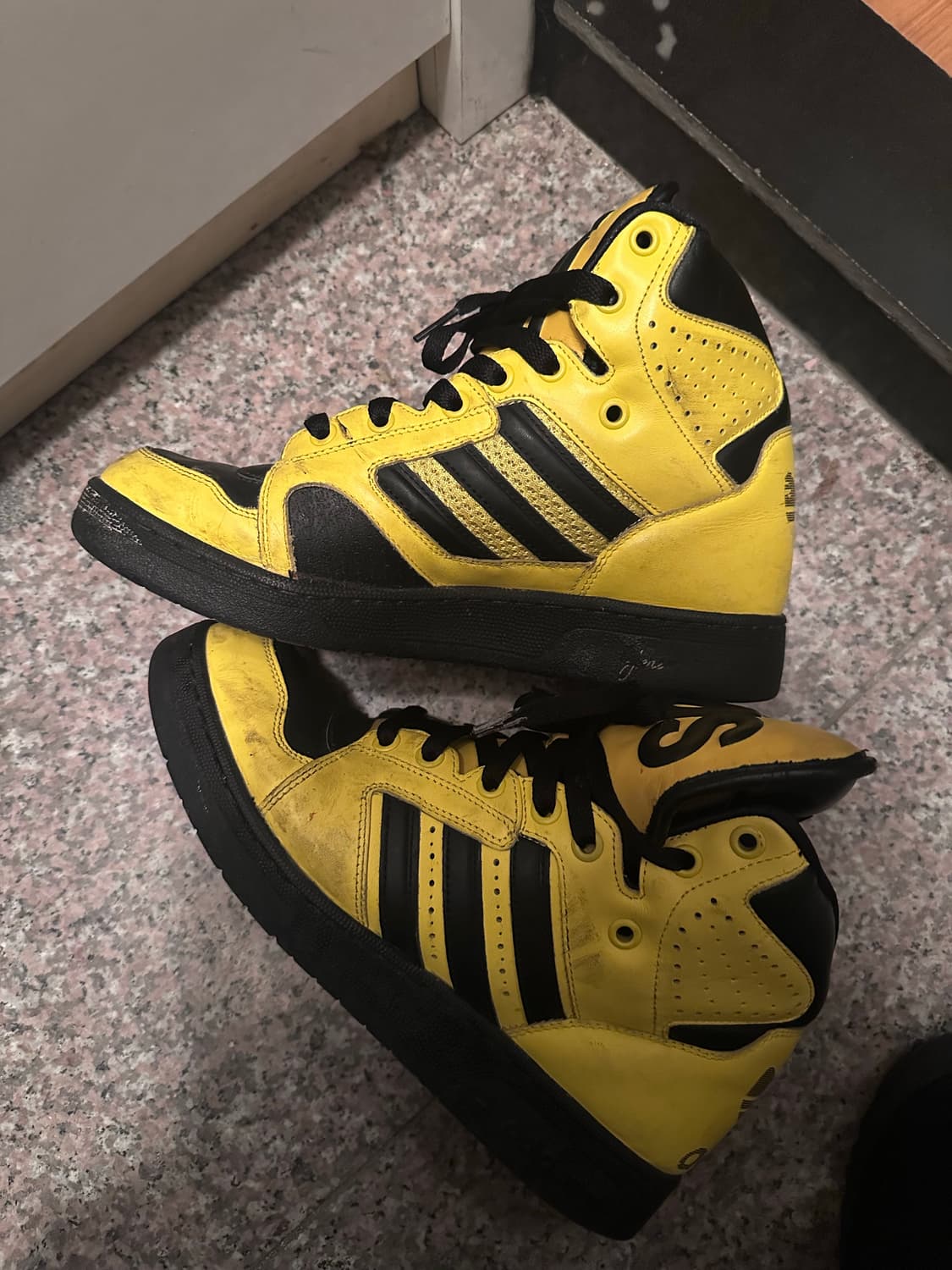 아디다스 제레미스캇 인스팅스하이 옐로 상품이미지2