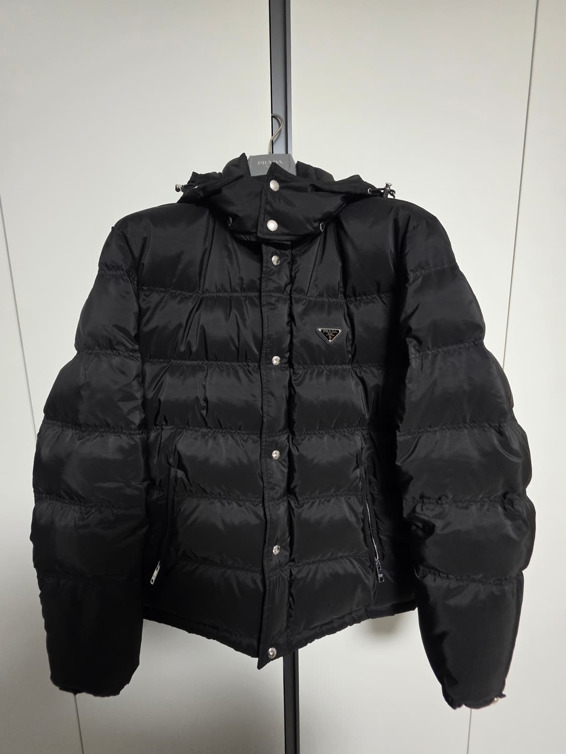프라다 패딩 (정품) 사이즈56 (105-110) 상품이미지1