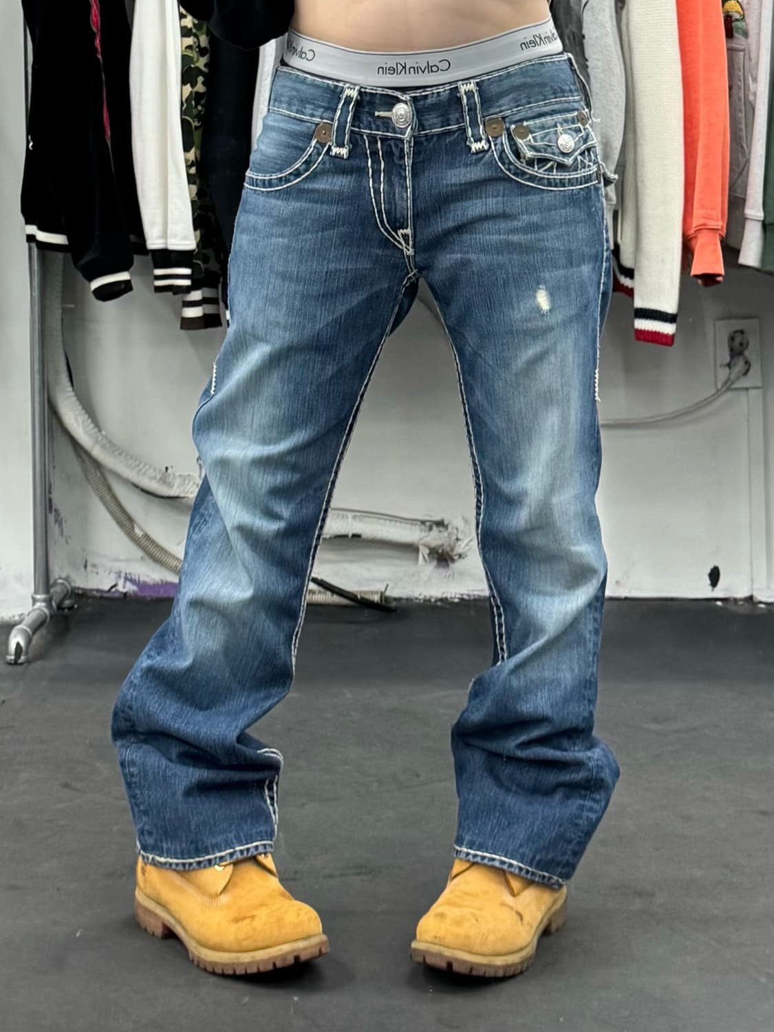 트루릴리전 빌리 슈퍼티 스티치 데님팬츠 상품이미지1