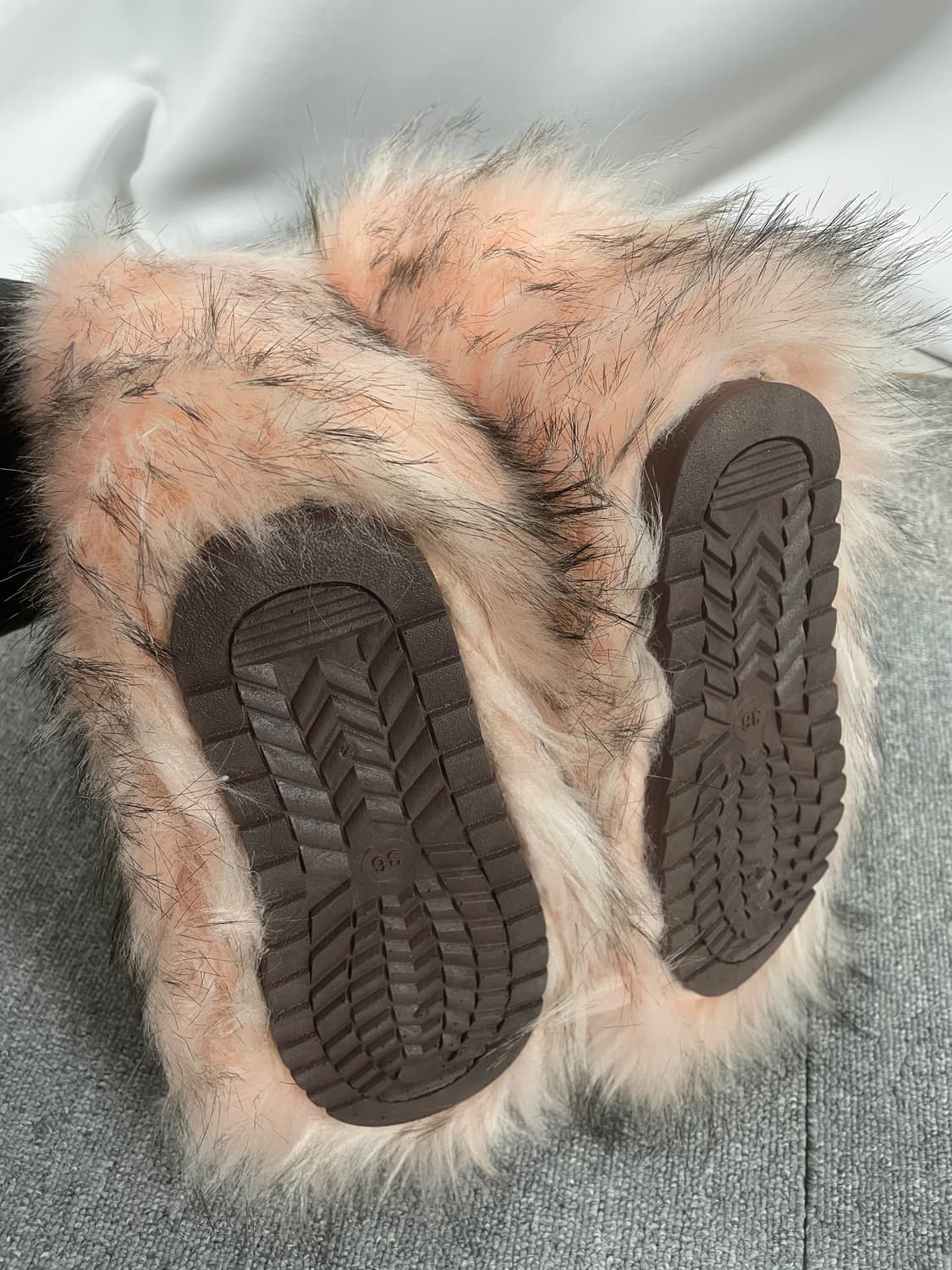 Y2k 핑크 퍼 부츠 에스키모 털 부츠 230-235 상품이미지3