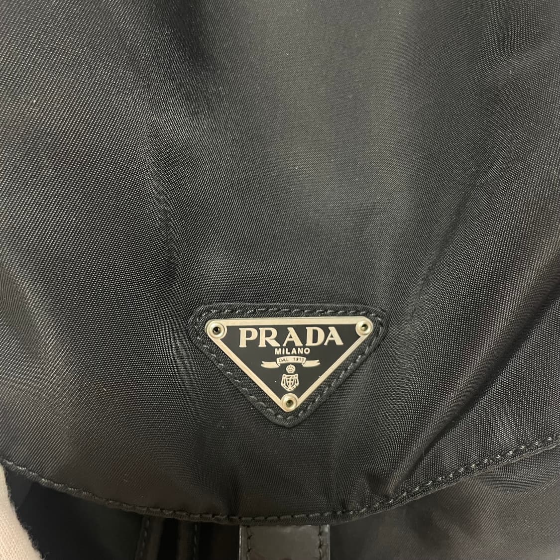 프라다 블랙 리나일론 포코노 백팩 미디움 사이즈 +박스케이스 상품이미지5
