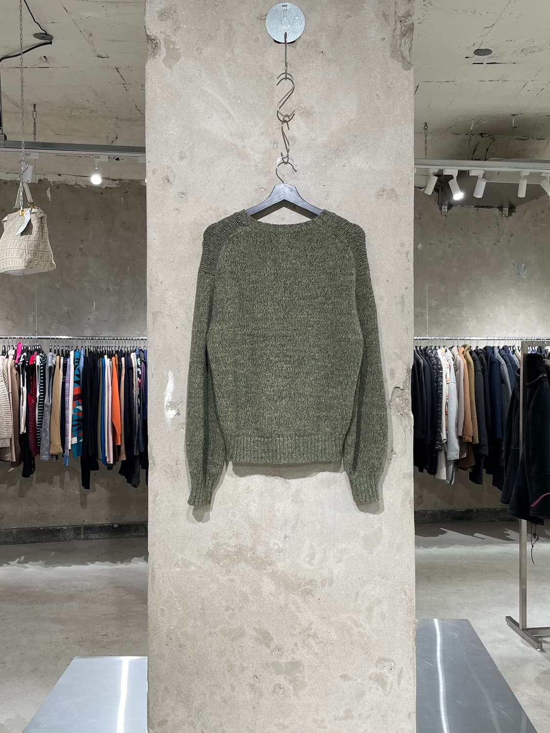 폴로 랄프로렌 모스 그린 이니셜 크루넥 스웨터 상품이미지6