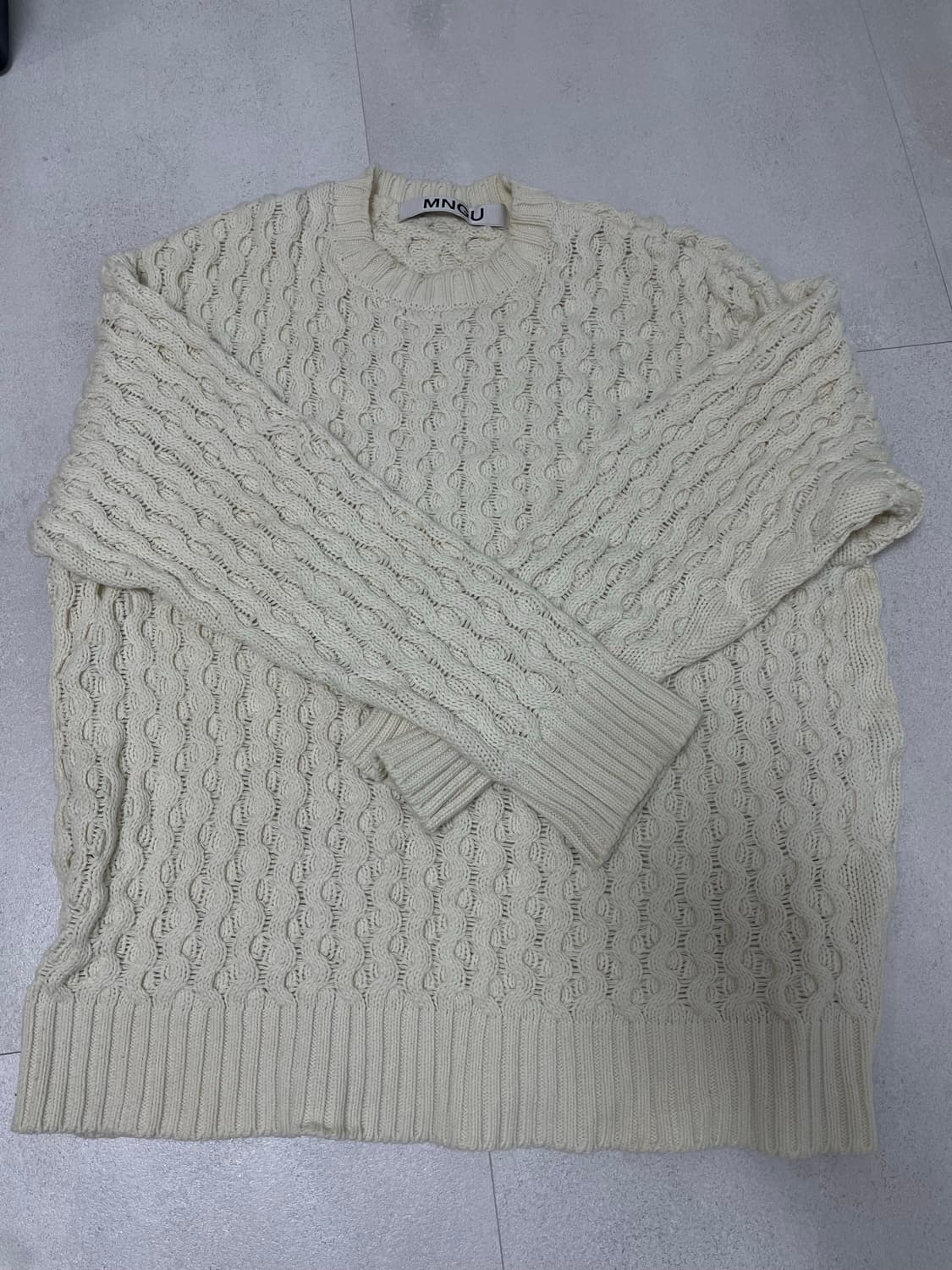 mngu 니트 상품이미지1