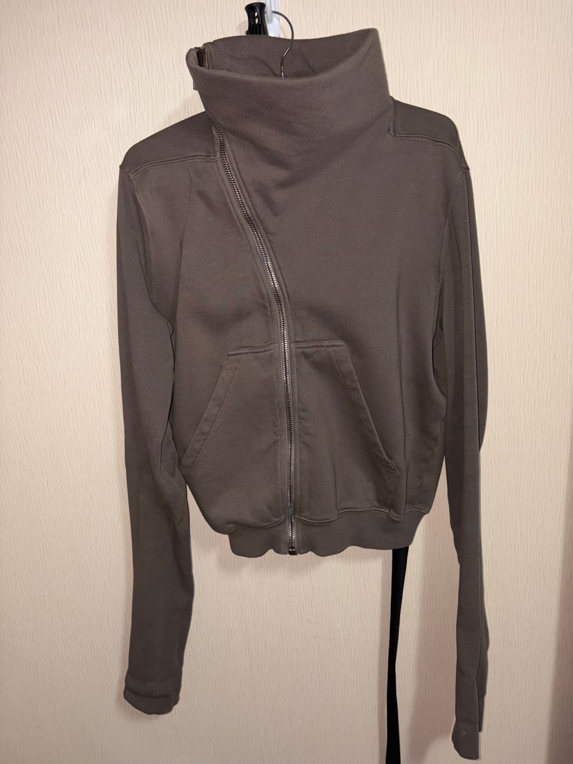 릭오웬스 다크쉐도우 마운틴 사선 집업 상품이미지4