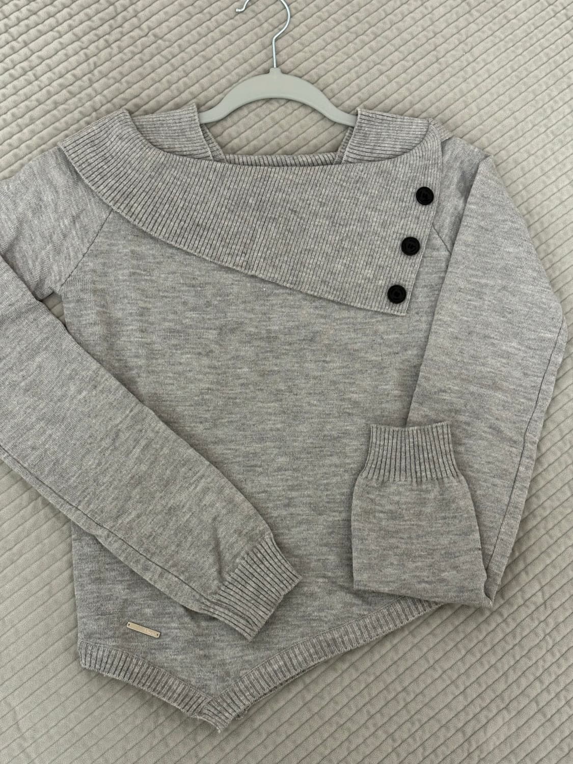 미세키서울 line button knit [LIGHT GREY] 상품이미지3