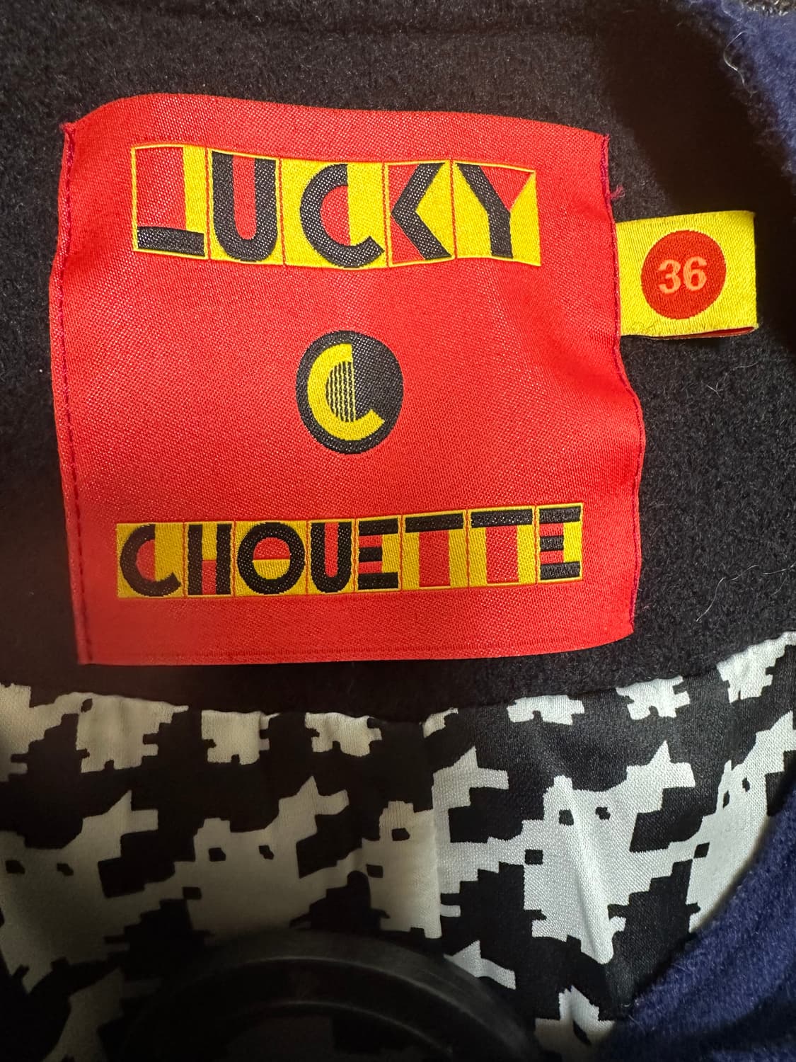 럭키슈에뜨 네이비울100캐시미어 플레어 코트 상품이미지8