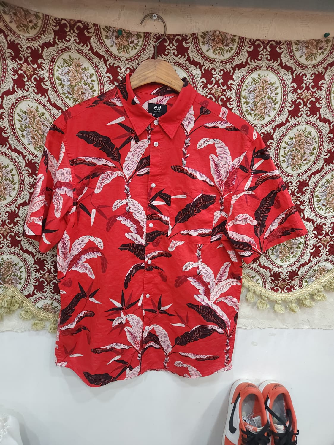h&m 하와이안 반팔 셔츠
​
 상품이미지2