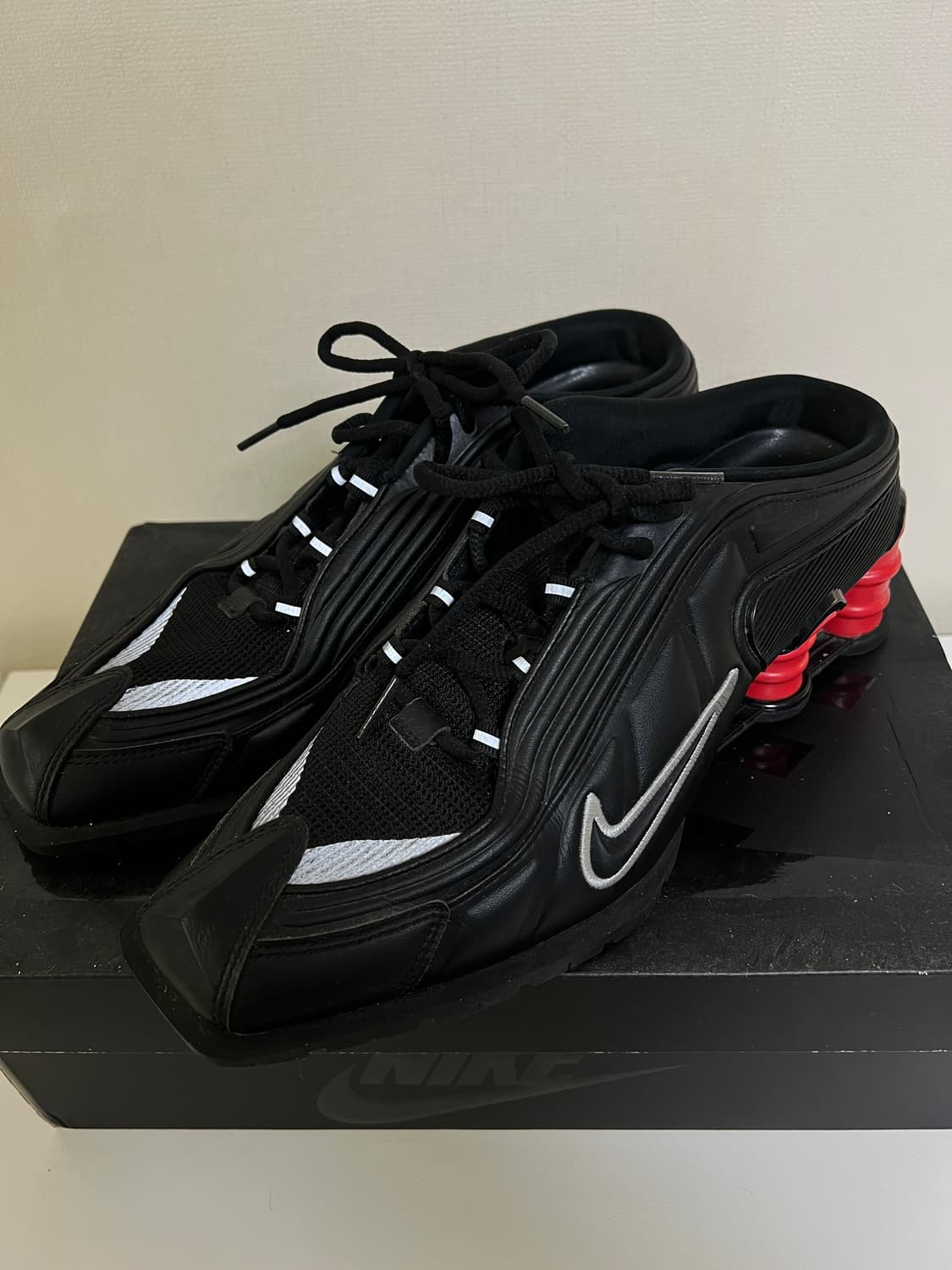 [260]나이키 x 마틴 로즈 샥스 MR4 상품이미지1