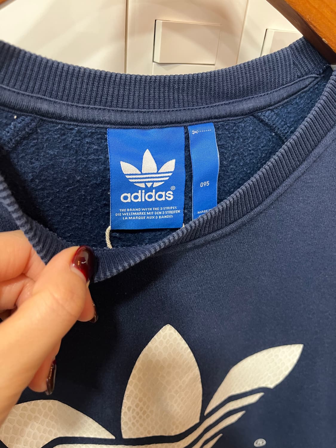 아디다스 트레포일 네이비 맨투맨 상품이미지3