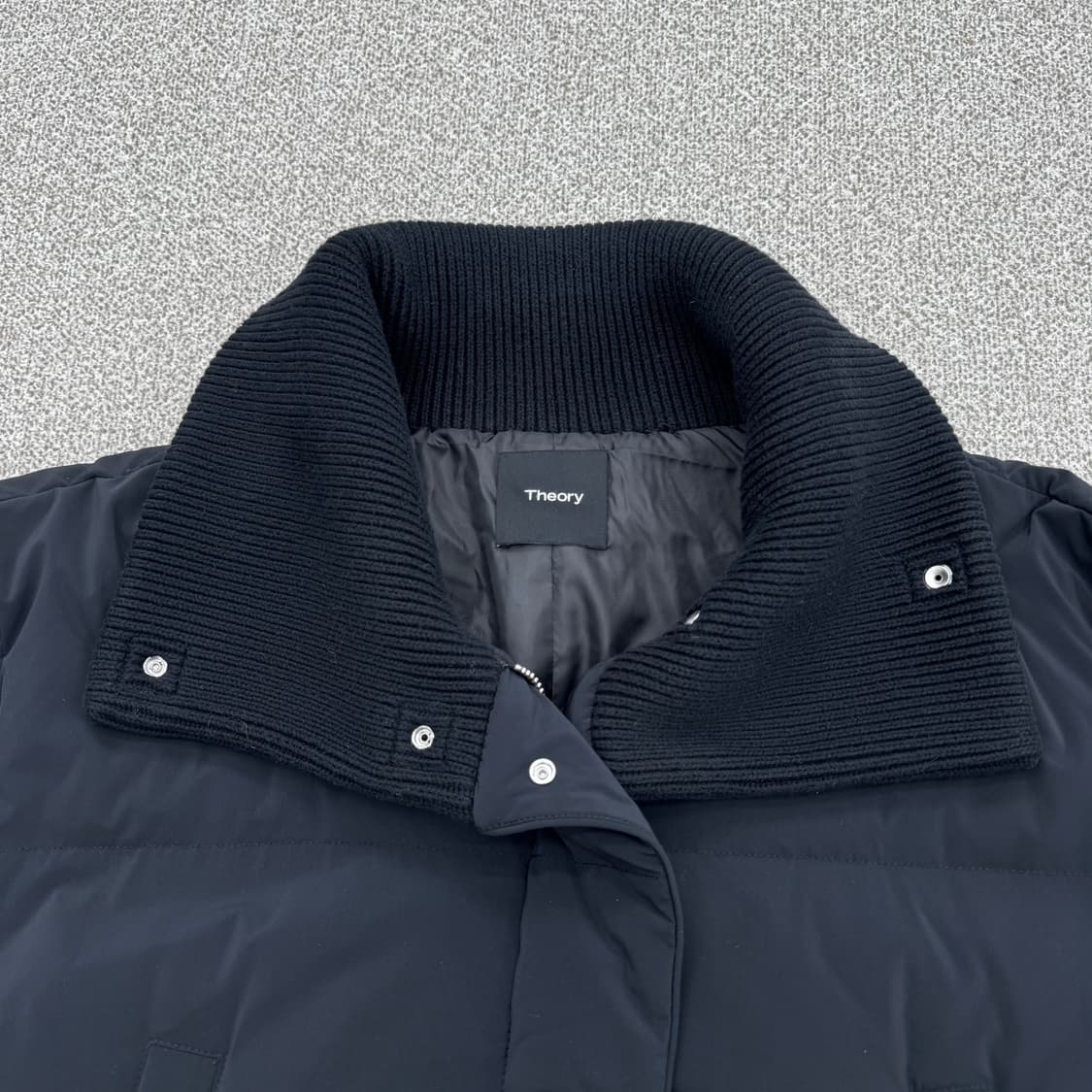 띠어리 패딩  상품이미지4