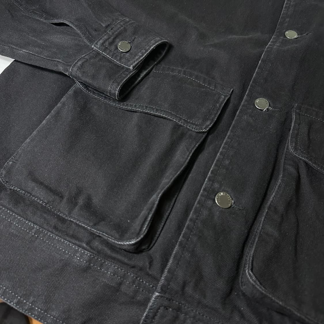 XL 커스텀어클락 오버핏 빈티지블랙 워시드 워크 데님 트러커자켓 상품이미지3