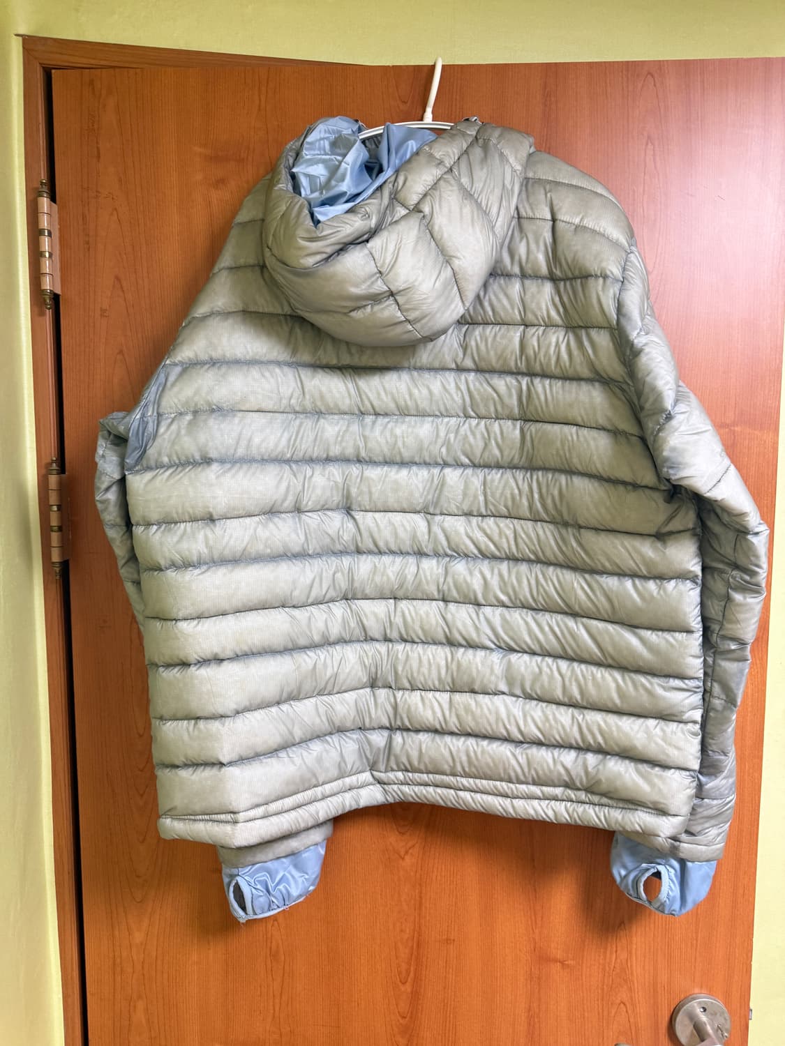 [4] 25fw 산산기어 서픽스 경량패딩 그레이 상품이미지2