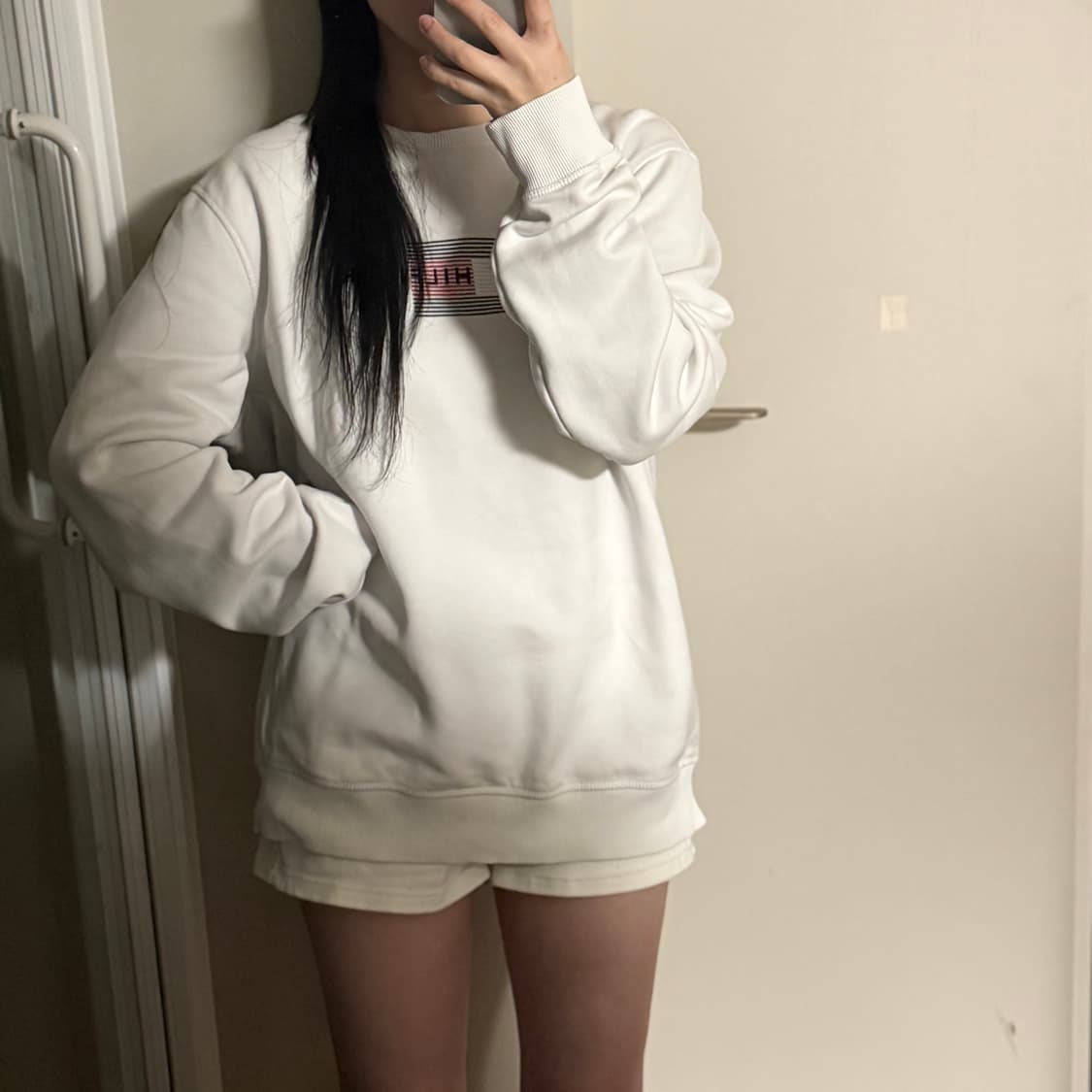 타미힐피거 맨투맨 상품이미지1