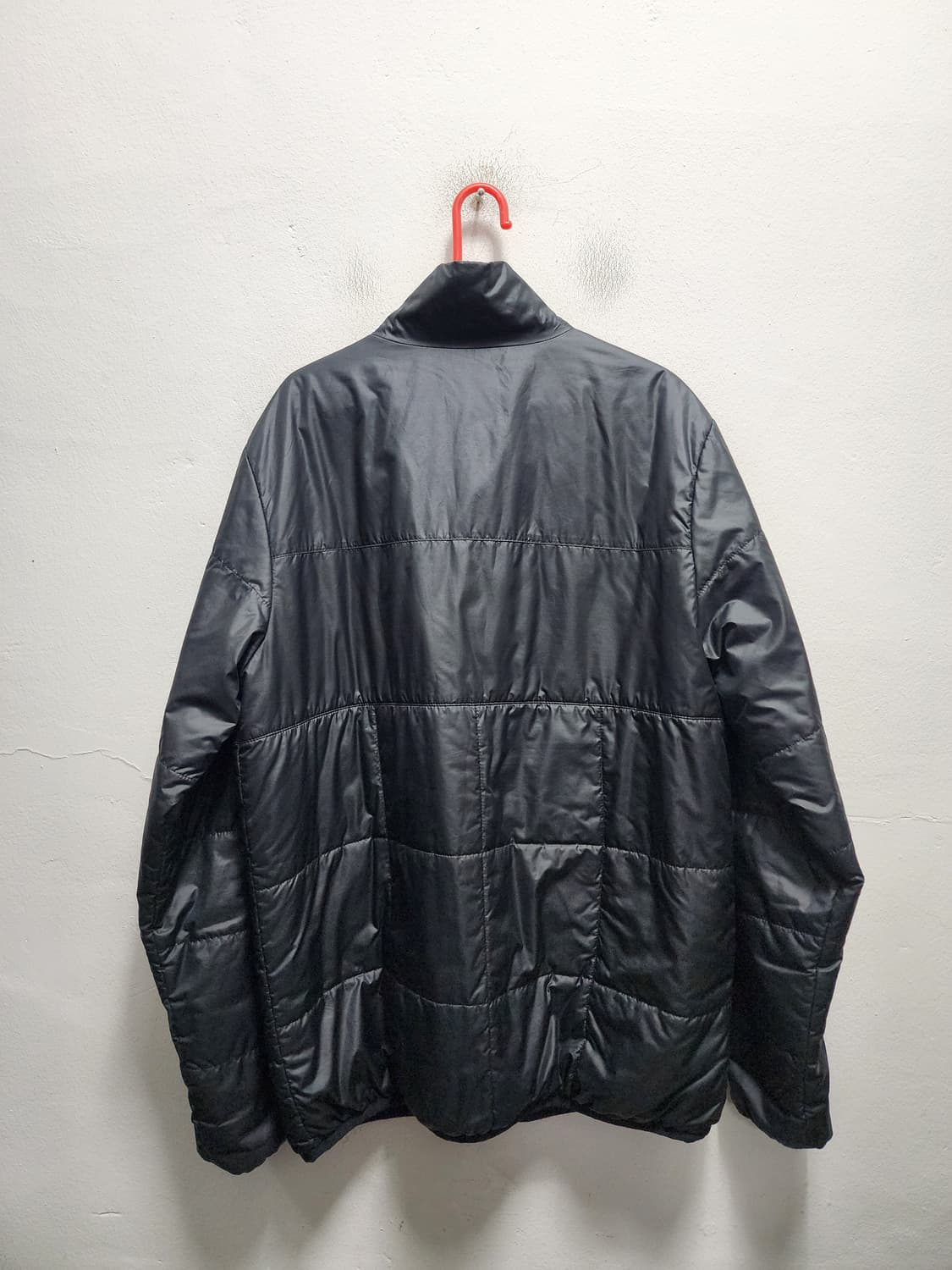 나이키 ACG 블랙 경량패딩  상품이미지2