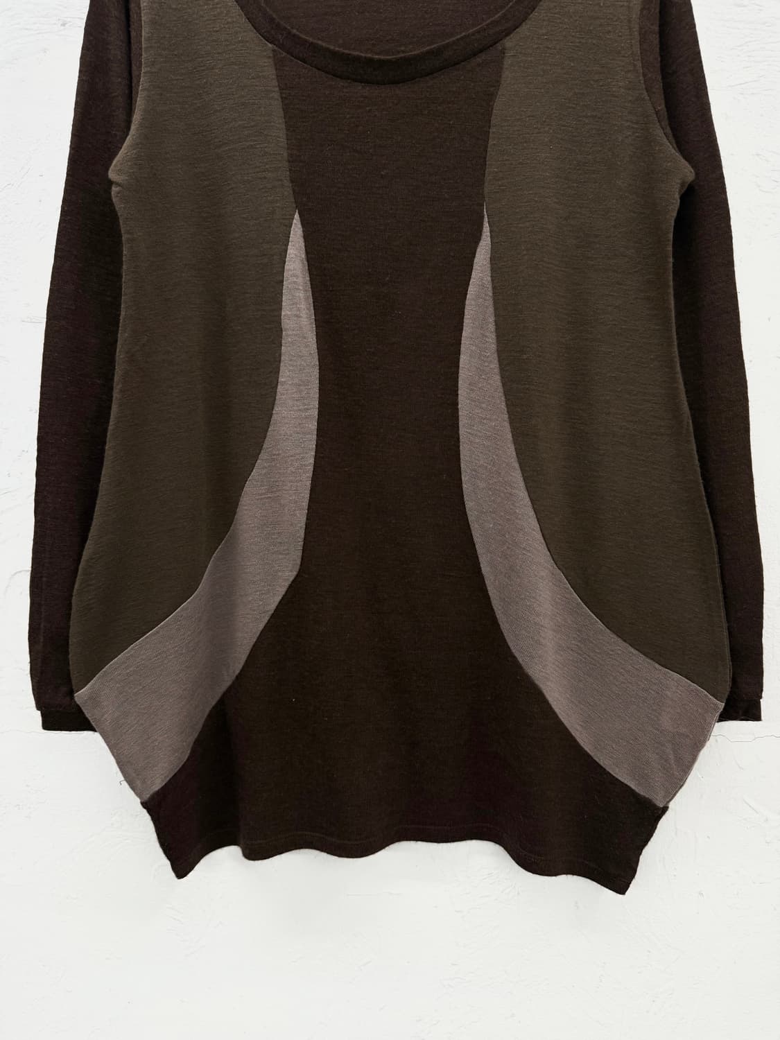 weauer 아나토믹 패널 니트 상품이미지2