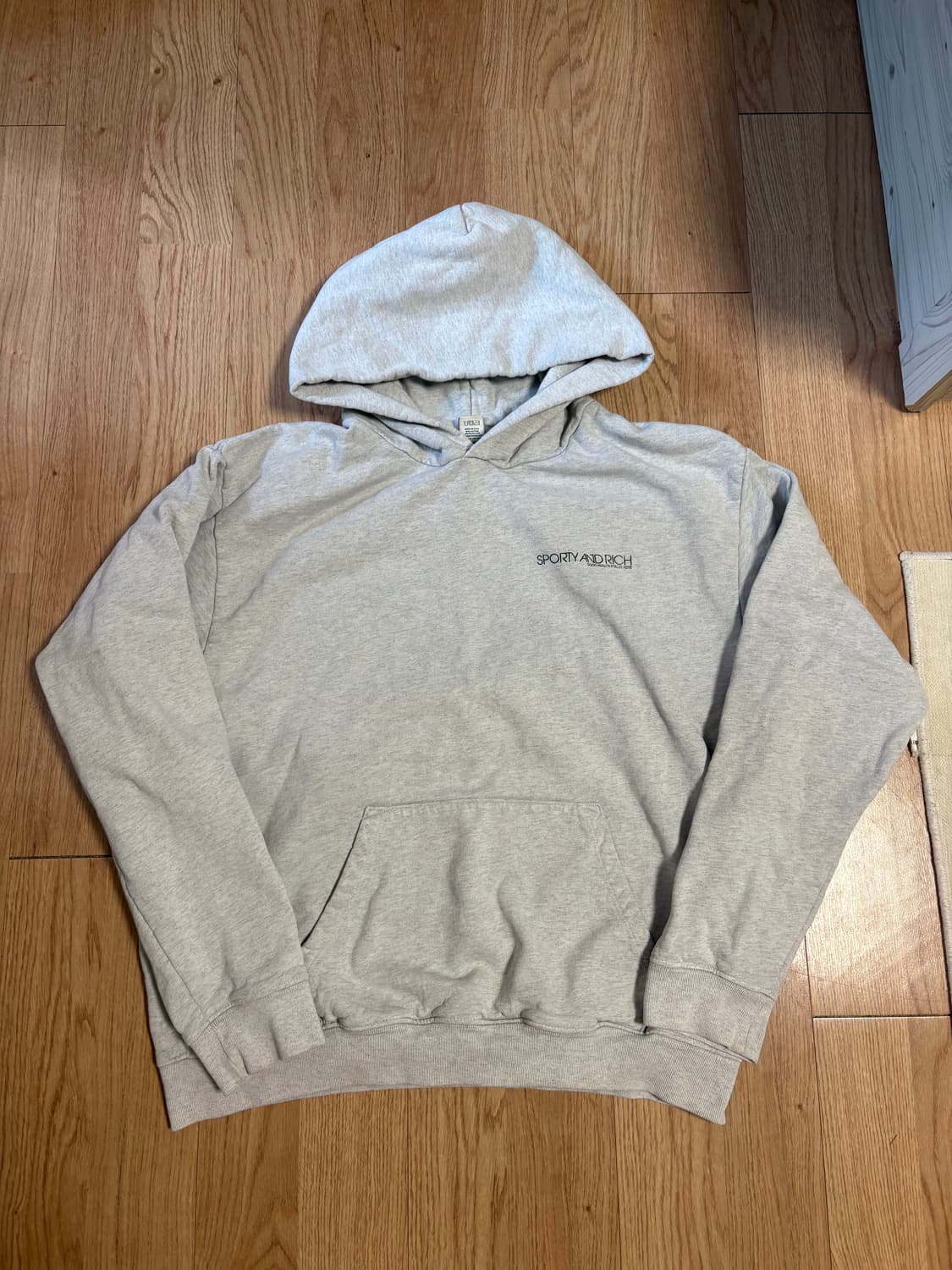 스포티앤리치 후드티 상품이미지1