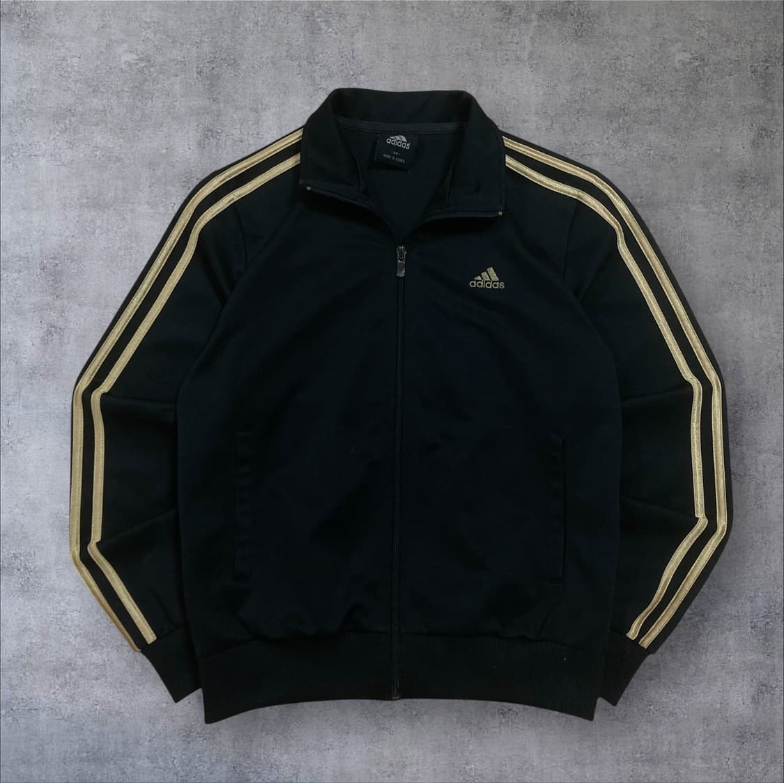 아디다스 스펠아웃 로고 사이드 라인 블랙 트랙탑 상품이미지1