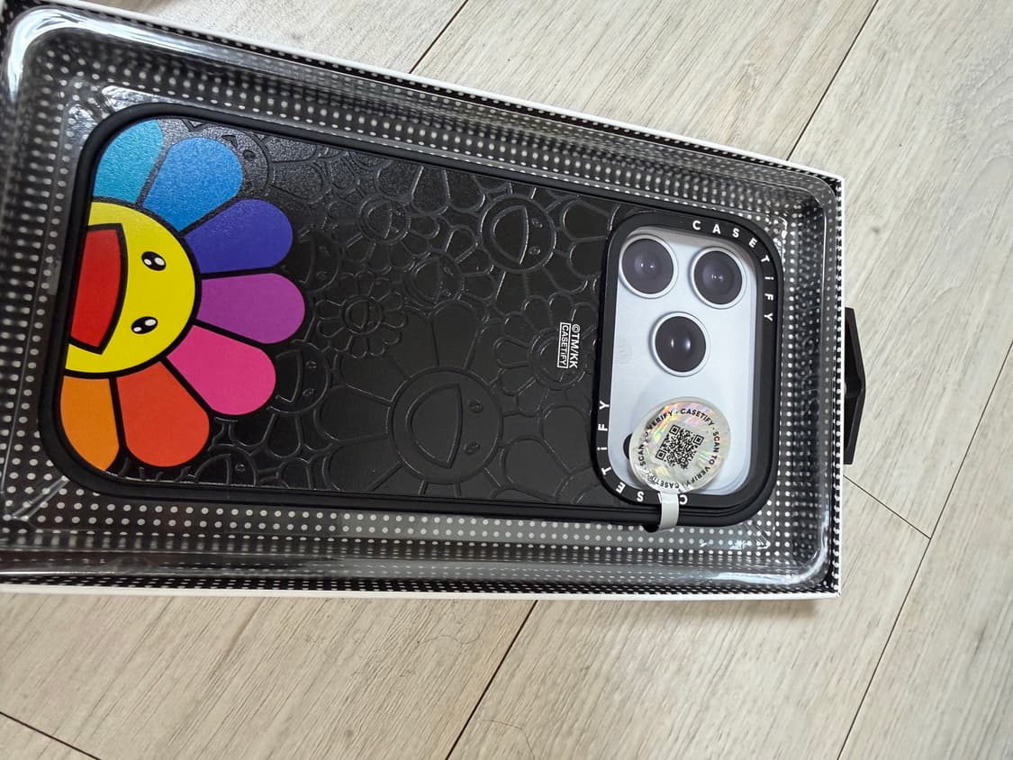 아이폰17프로 무라카미 케이스 판매합니다 상품이미지2