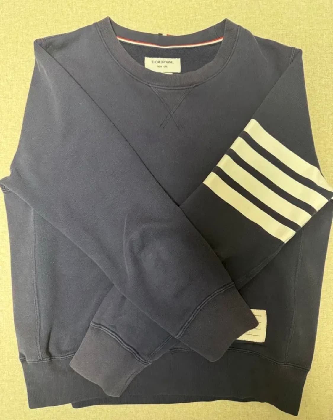 톰브라운 4선 맨투맨 2사이즈 상품이미지1