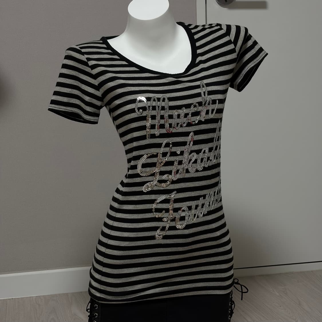 Y2k Glitter Script Striped Tee 상품이미지2