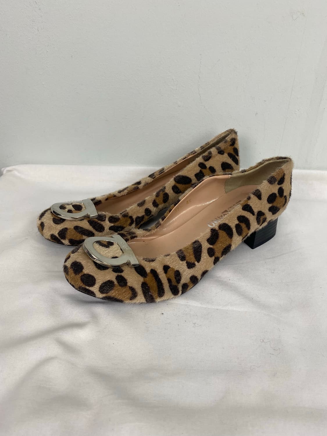 살바토레 페라가모 레오파드 간치니 플랫 구두 37.5 상품이미지2