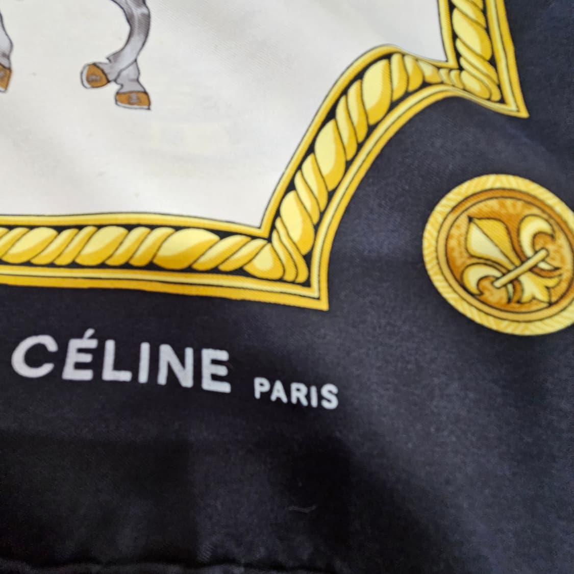 셀린느 빈티지 실크스카프 상품이미지8